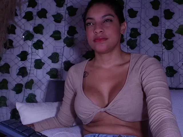 maria-rosse from BongaCams is Freechat