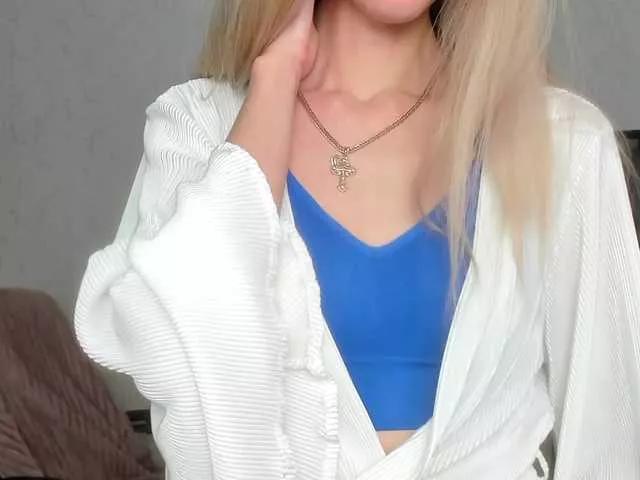 Skinnylady from BongaCams is Freechat