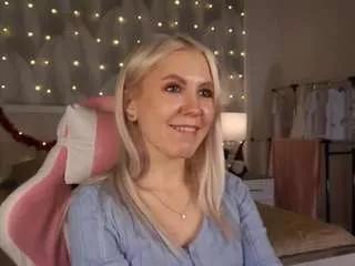 ainsleyflowers from CamSoda is Freechat