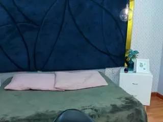 auroracarillo from CamSoda is Freechat