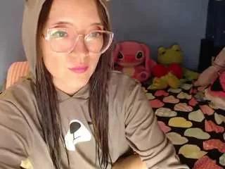 estrella-petite from CamSoda is Freechat