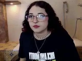 evitamooree from CamSoda is Freechat