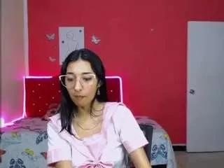 inocent-moon from CamSoda is Freechat