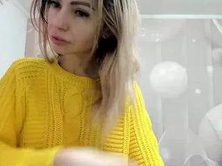 luvsunshinee from CamSoda is Freechat