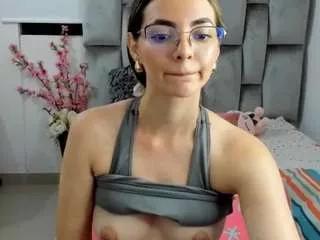 miahtaylor from CamSoda is Freechat