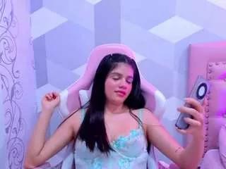 miawalking from CamSoda is Freechat