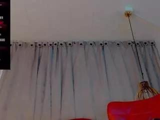 nicol-rosseflush from CamSoda is Freechat