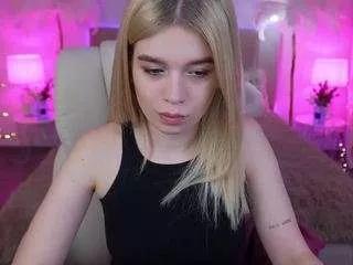 sannyflower from CamSoda is Freechat