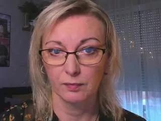 vanessasoft from CamSoda is Freechat