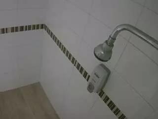 Photos of voyeurcam-jb-gym-shower from CamSoda is Freechat