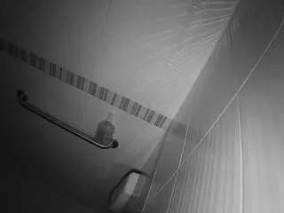 voyeurcam-jb-xfollow-shower from CamSoda