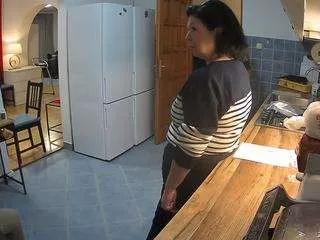 voyeurcam-julmodels-kitchen from CamSoda is Freechat