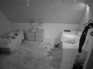 voyeurcam-julmodels-whitebed-2 from CamSoda is Freechat