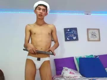 noah_tyler_ from Chaturbate is Freechat