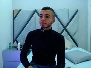 andrew_cosio from Flirt4Free is Freechat