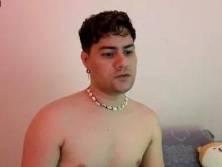 axel_rouses from Flirt4Free is Freechat