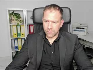 johny_stiff from Flirt4Free is Freechat