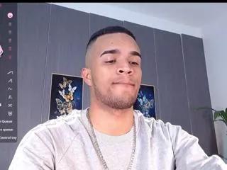 Latino_xandre webcams show profile image 