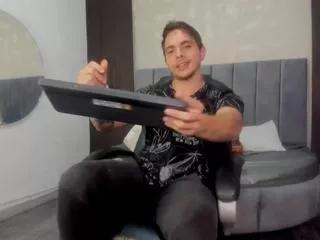 liam_walker from Flirt4Free is Freechat