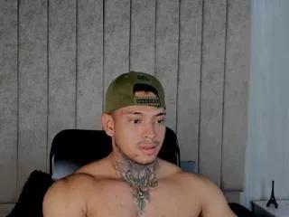 stiven_collins from Flirt4Free is Freechat