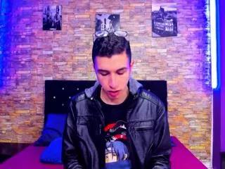 thomas_foxy from Flirt4Free is Freechat