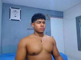 xavier_bryant from Flirt4Free is Freechat