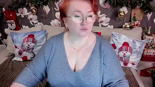 leiamillersonn from StripChat is Freechat