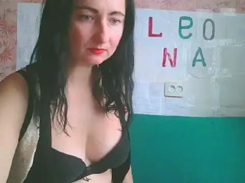 Leona_Magic from StripChat is Freechat