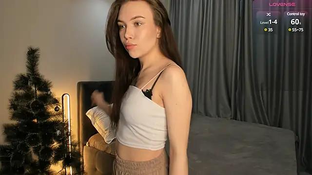 MaidaBoorman from StripChat is Freechat