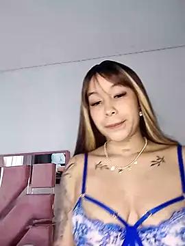 MarieLeon from StripChat is Freechat