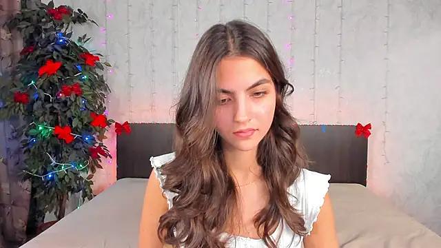 Milana_Crystal_ from StripChat is Freechat