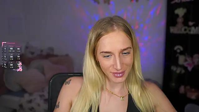 Nicolette__Shea_ from StripChat is Freechat