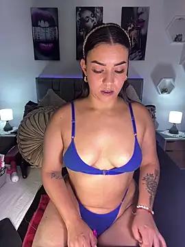 SalomeMartinesss from StripChat is Freechat