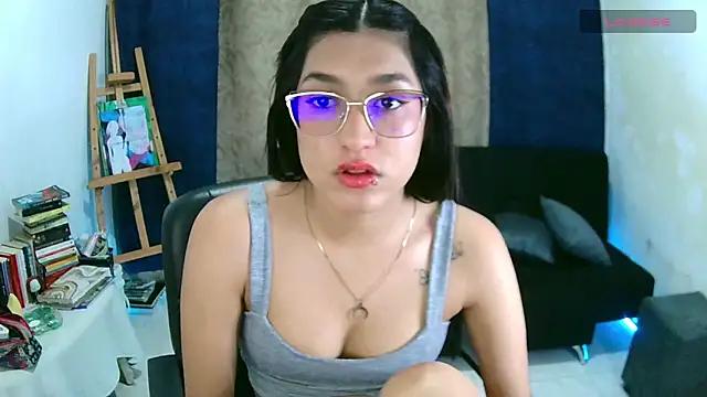 SarhaiPalmer from StripChat is Freechat