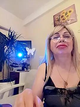 SusieNoreen from StripChat is Freechat