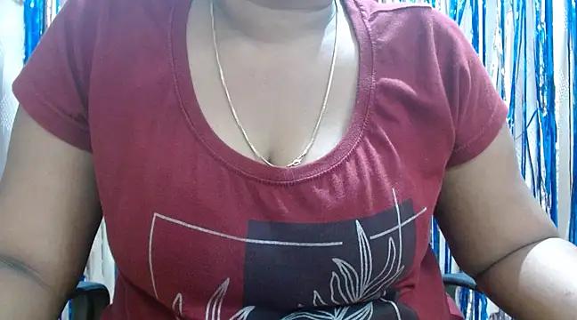 tamil-noorbegum from StripChat is Freechat