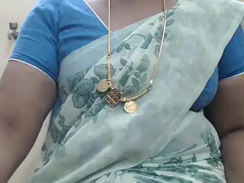 tamil_benita from StripChat is Freechat