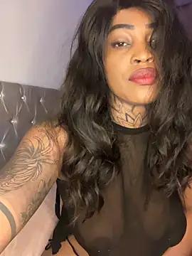 taylor_luciana from StripChat is Freechat