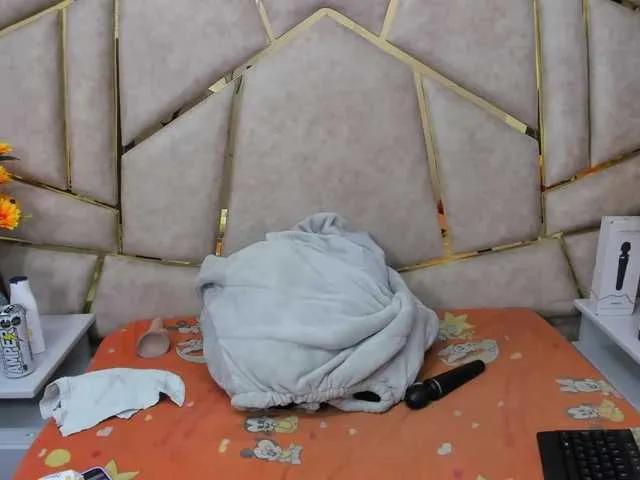 Cloe-candy on BongaCams