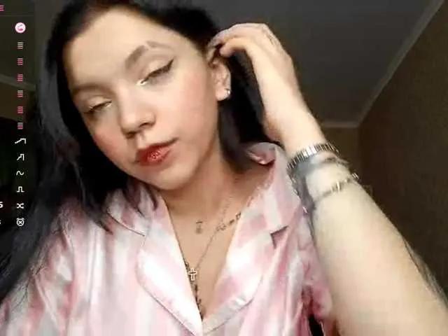 EleanorBaker on BongaCams 