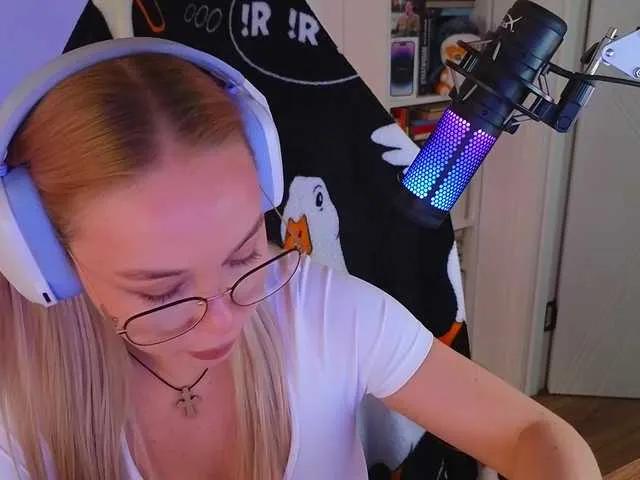 Emili1- on BongaCams