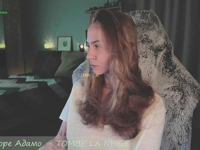 eva-adamova's avatar