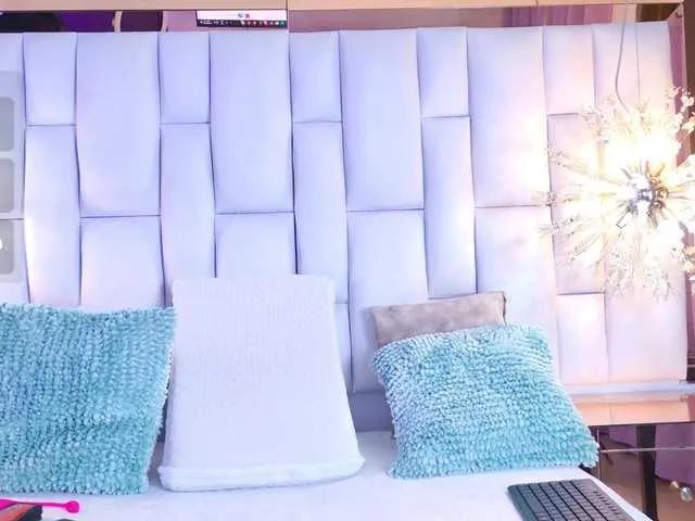 IrisRoss on BongaCams 