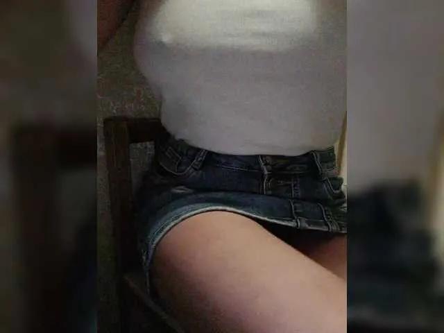 Lizzy2002 on BongaCams 