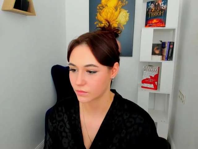 MakeYouHappy — What you can expect:
Interactive Live Shows 
Custom Content & Videos 
Personalized Chats (Tell me what you like!) 