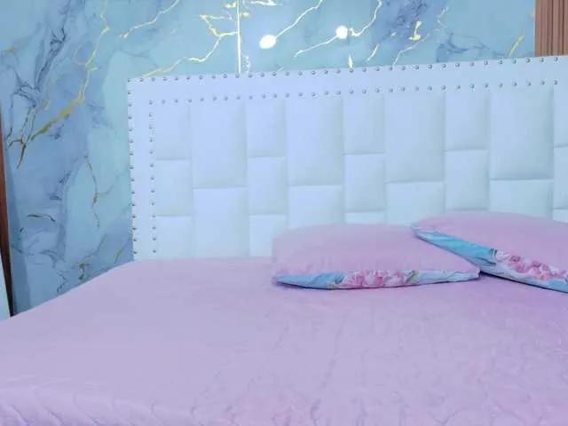 mamaneedsfun on BongaCams 