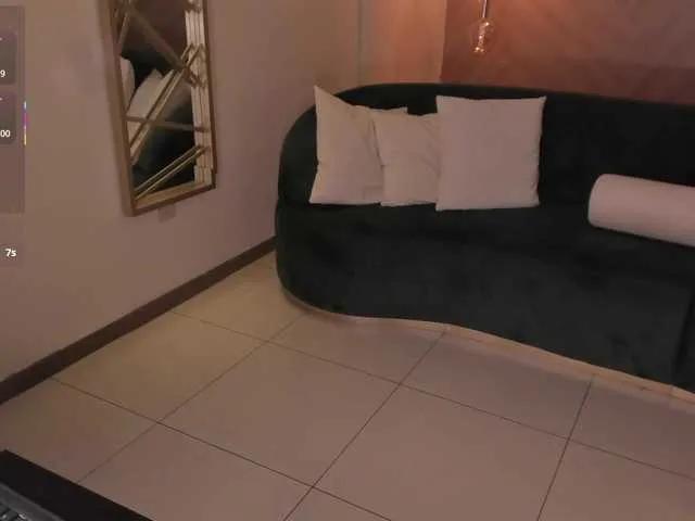 MilaLawrence on BongaCams