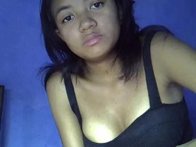 Nickylouama — Freechat on BongaCams