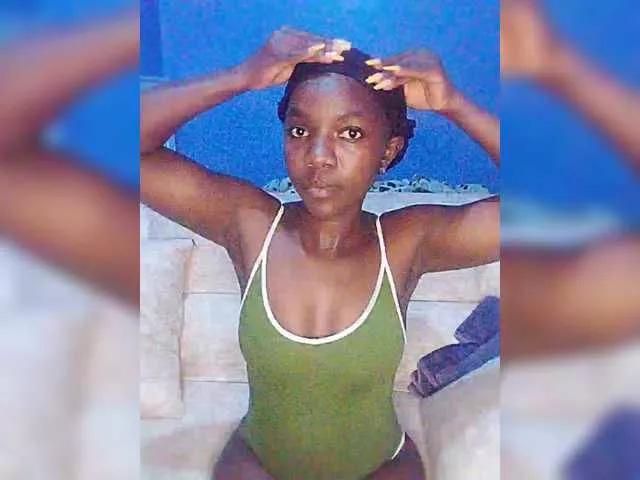 PeppaDiva on BongaCams 