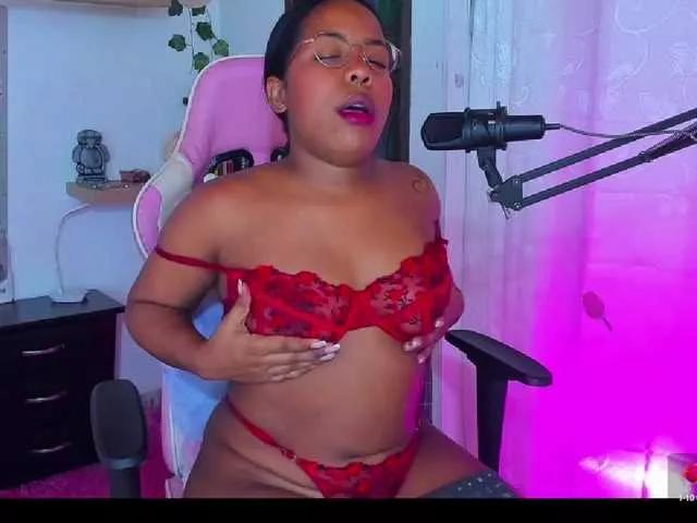 Sammypeach on BongaCams 